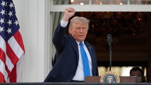 Trump rozhodne o americkom útoku na Irán v priebehu dvoch týždňov