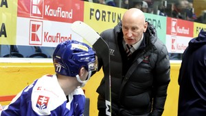 K tímu SR sa na MS v hokeji pripoja TÍTO traja útočníci a brankár