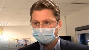 Lekár Visolajský: Ak sa bude testovať dva až trikrát týždenne, antigénové testovanie má zmysel