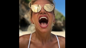 Dara hlási návrat z Bali. Zberateľka zážitkov sa pochválila ďalšími SEXI fotkami