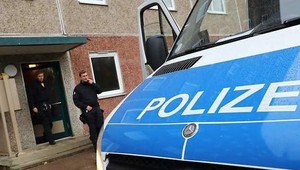 Dvoch mŕtvych a niekoľko ranených si vyžiadala streľba v Nemecku