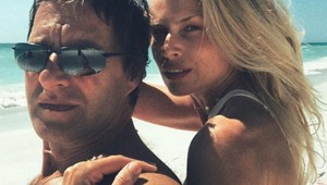 Peštová nestarne. Vystavila ukážkové telo v plavkách