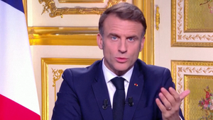 Macron telefonoval s Putinom. Ide o prvý kontakt po troch rokoch
