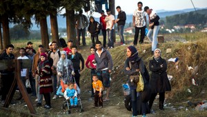 Kríza s migrantmi vyvoláva napätie, NATO utečencov riešiť nechce