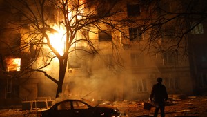 1374. deň na Ukrajine: Ukrajina a Rusko hlásia vzdušné útoky nepriateľa, Kyjev tiež zásah ruskej rafinérie