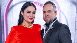 Dámy, chystáte sa na ples? Na TENTO detail si pri spoločenských šatách dávajte pozor!