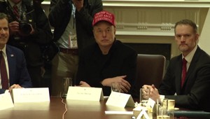 Trumpov poradca Musk získal viacmiliardový vládny kontrakt