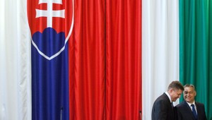 Fico a Orbán sa už nehádajú, už sú kamoši...