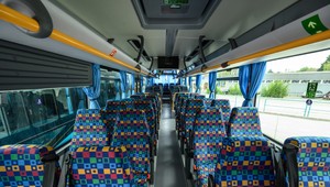 Autobusy vo viacerých krajoch čelia oneskoreniam. Dôvodom je bombová hrozba