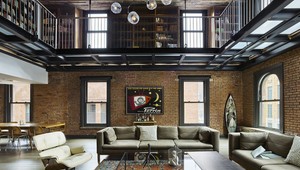 Dvojposchodový loft so sklenenou podlahou vám zaručene vyrazí dych