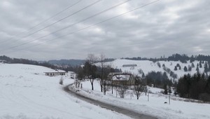 Rekonštrukcia siete odstaví dvesto ľudí na sedemnásť dní od elektriny. Nevedia, ako budú prať a kúriť