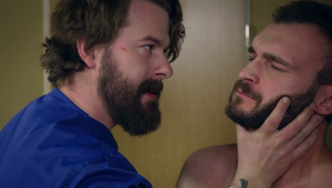 Roman Varga v šatni zmlátil Petra Vladára: Zo žiarlivosti mu takmer zabil jeho pacientku!