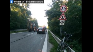 Tragická nehoda pri Lozorne. Cyklista zraneniam podľahol