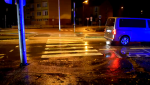 Pre nehodu strávi Vianoce v nemocnici: Ženu zrazilo auto na priechode