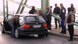 Stredoškoláka chytili s hotovým drogovým arzenálom