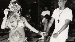 Beyoncé usporiadala oslavu pre nenarodené dvojičky