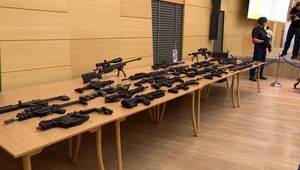 Drogová kauza Parketár: U Škondriča v dome našli najväčší arzenál zbraní za posledných 25 rokov