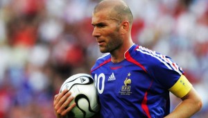 Zidane dostal od alžírskeho prezidenta ponuku viesť reprezentáciu