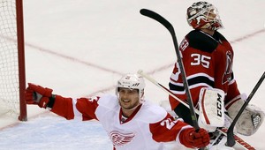 Highlighty NHL: Tatar 1+1, asistencie Sekeru a Mariána Hossu