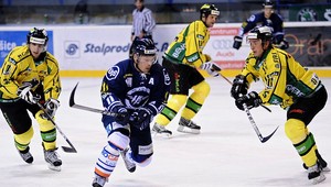 Dvadsiatka valcuje, Košice s náskokom vedú