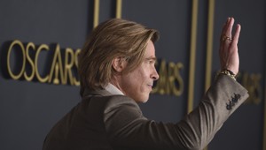 Nová láska Brada Pitta odhodila podprsenku! Žeby rozhodli tieto PREDNOSTI?