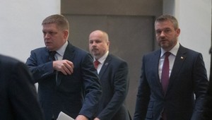 Roberta Fica hospitalizovali. Slávnostný snem strany Smer skončí bez predsedu