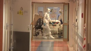 Život im stále komplikuje covid, no riešenie nie je také jednoduché