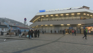 Chaos na železniciach: Lístky na predvianočné vlaky zatiaľ nekúpite