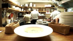 Gastro prevádzky budú od 3. januára otvorené. Pozrite sa, za akých podmienok