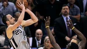 NBA: Chicago pribrzdilo Miami, Ginóbiliho posledný výstrel