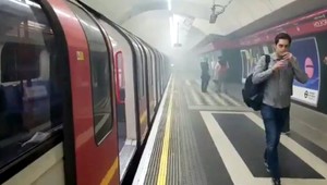 V Londýne evakuovali stanicu metra, svedkovia počuli ranu