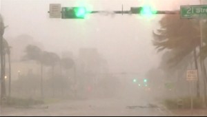 Svedectvo Slováka z USA: Ľudia sa pripravujú na hurikán. V obchodoch chýba už aj voda