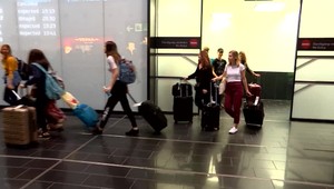 Spevácky zbor z Trnavy Cantica Nova, ktorý uviazol pre tajfún na letisku v Tokiu, sa vracia domov