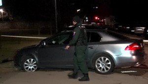 Návrat mafiánskych spôsobov. Pod autom na sídlisku explodovala výbušnina