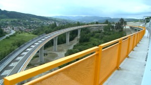 Uvoľnenie dlhovej brzdy podľa niektorých poslancov urýchli stavbu diaľnic