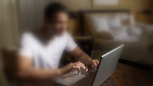 Dospievajúci chcú byť známi a populárni. Kritiku ale nezvládajú, tvrdí Linka dôvery