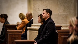 Na zádušnej omši za Juraja a Matúša sa zúčastnila prezidentka a nechýbal ani premiér