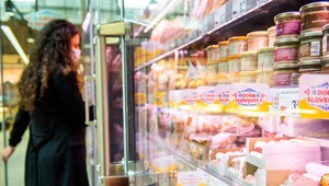 Oplatil by sa trvalý nedeľný zákaz predaja? NBS v tom má jasno