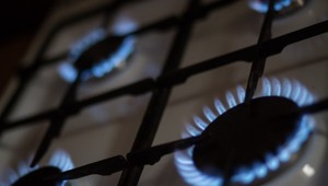 Menšia spotreba a teplá zima stlačili cenu plynu. Podľa odborníkov to nemusí byť dlhodobý trend