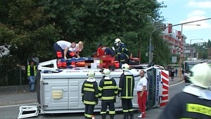 Sanitka sa zrazila s teréniakom