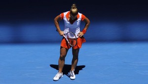 Kto ubehal Cibulkovú? Skončila v kŕčoch