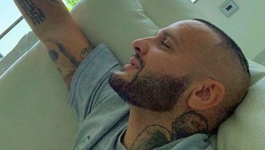 Dva týždne po svadbe a už sa Rytmus bozkáva s inou?!