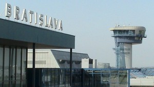 Na Slovensku pristálo ruské lietadlo s jadrovým palivom