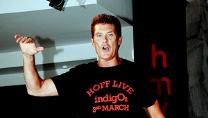 David Hasselhoff (59) je späť! A opäť je na smiech...