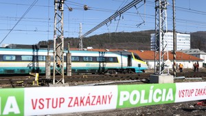 Na železničnej stanici v Žiline sa vykoľajil vlak SuperCity Pendolino smerujúci z Prahy do Košíc