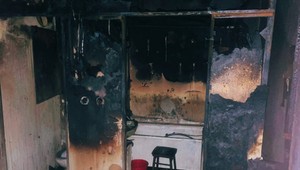 Tragický požiar v Banskej Bystrici: Zomrela jedna osoba, obyvateľov evakuovali