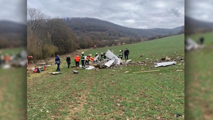 Za obcou Trenčianske Stankovce havarovalo štvormiestne lietadlo