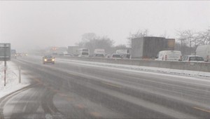 Úraduje sneh: Policajti zasahovali pri dopravných nehodách vo všetkých okresoch