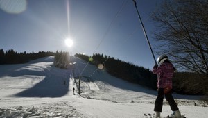 Deti treba učiť hrou: Inštruktor lyžovania radí, ako postupovať na svahu
