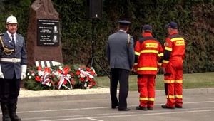 V Prešove odhalili pamätník dvoch pilotov, ktorí minulý rok zahynuli pri páde vrtuľníka